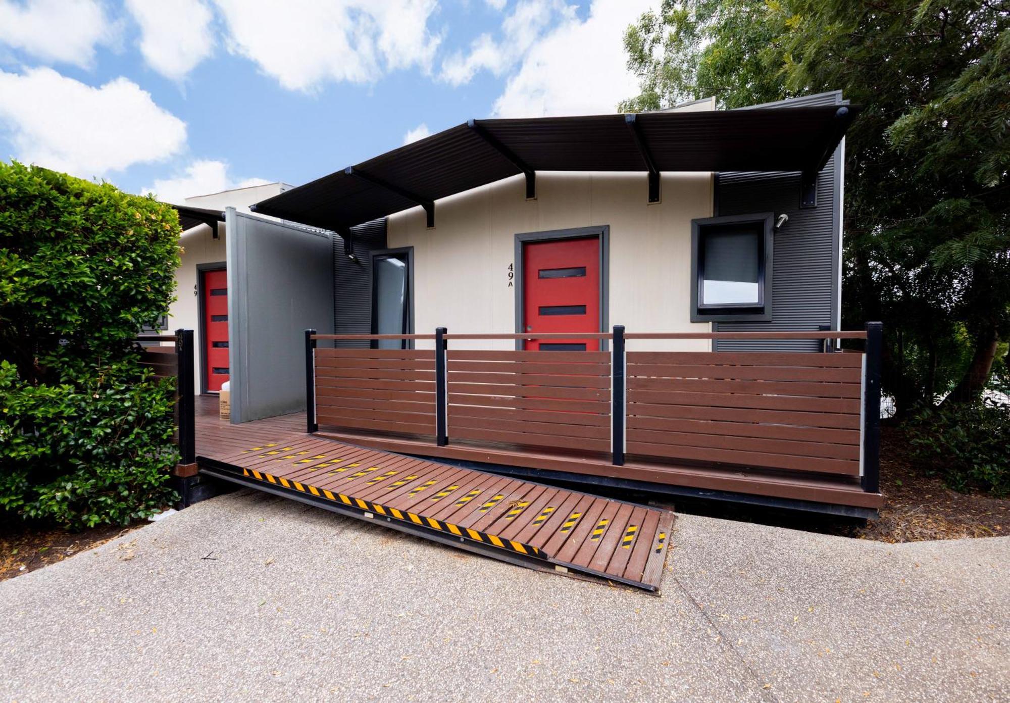 Airport Tourist Village Melburne Exterior foto